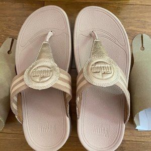 FitFlop Walkstar Toe-Post Slip-On Sandals Rose Gold/Light Pink Size 5/36